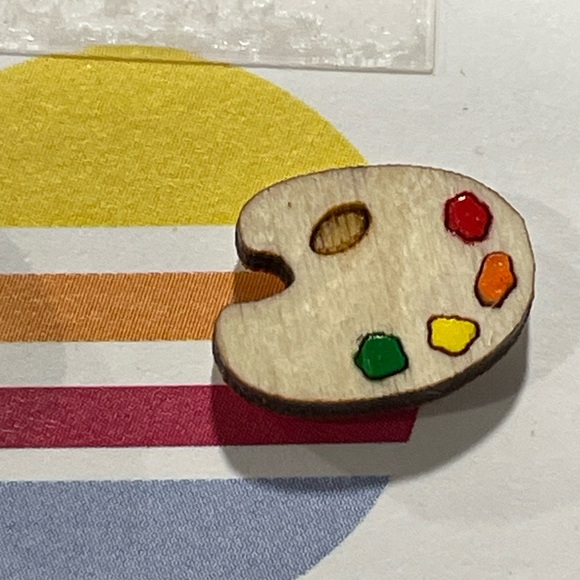 Wooden Paint Pallete Earrings - Picture 3 of 3